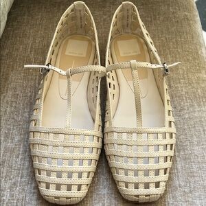 NWT Dolce Vita Beige Woven Loafers